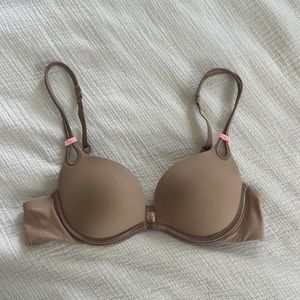 Victoria’s Secret Nude Push Up Bra